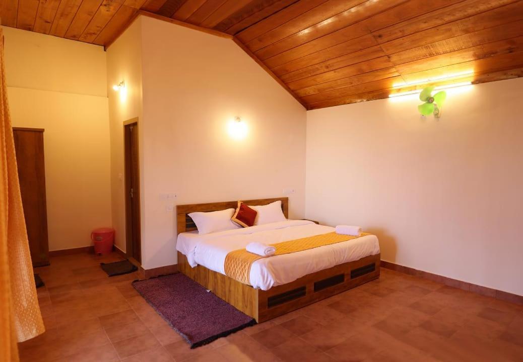 Mayflower Holiday Villa Meppadi Экстерьер фото